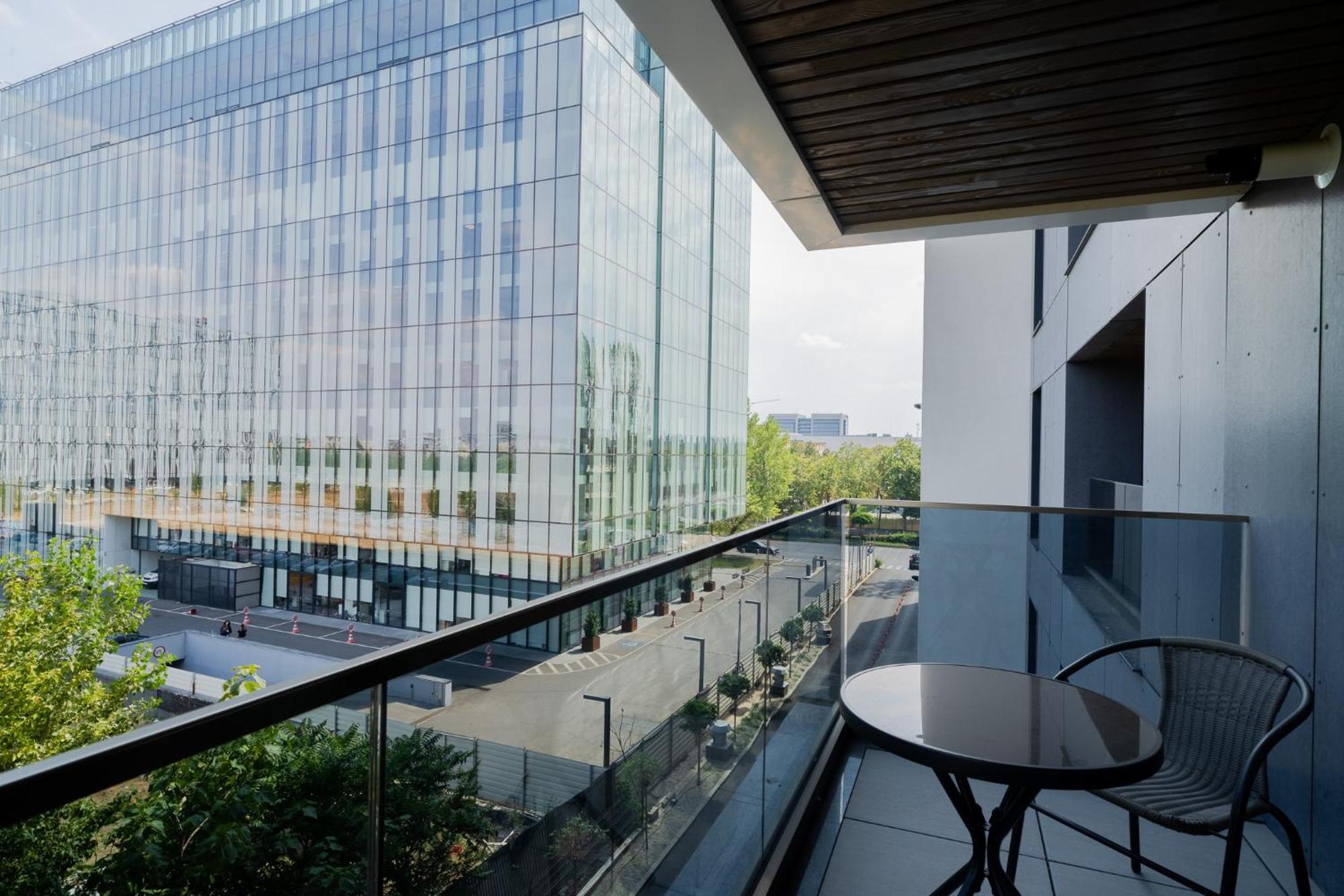 Amazing View Apartments - Iuliu Maniu & Politehnica Park Bucarest Exterior foto