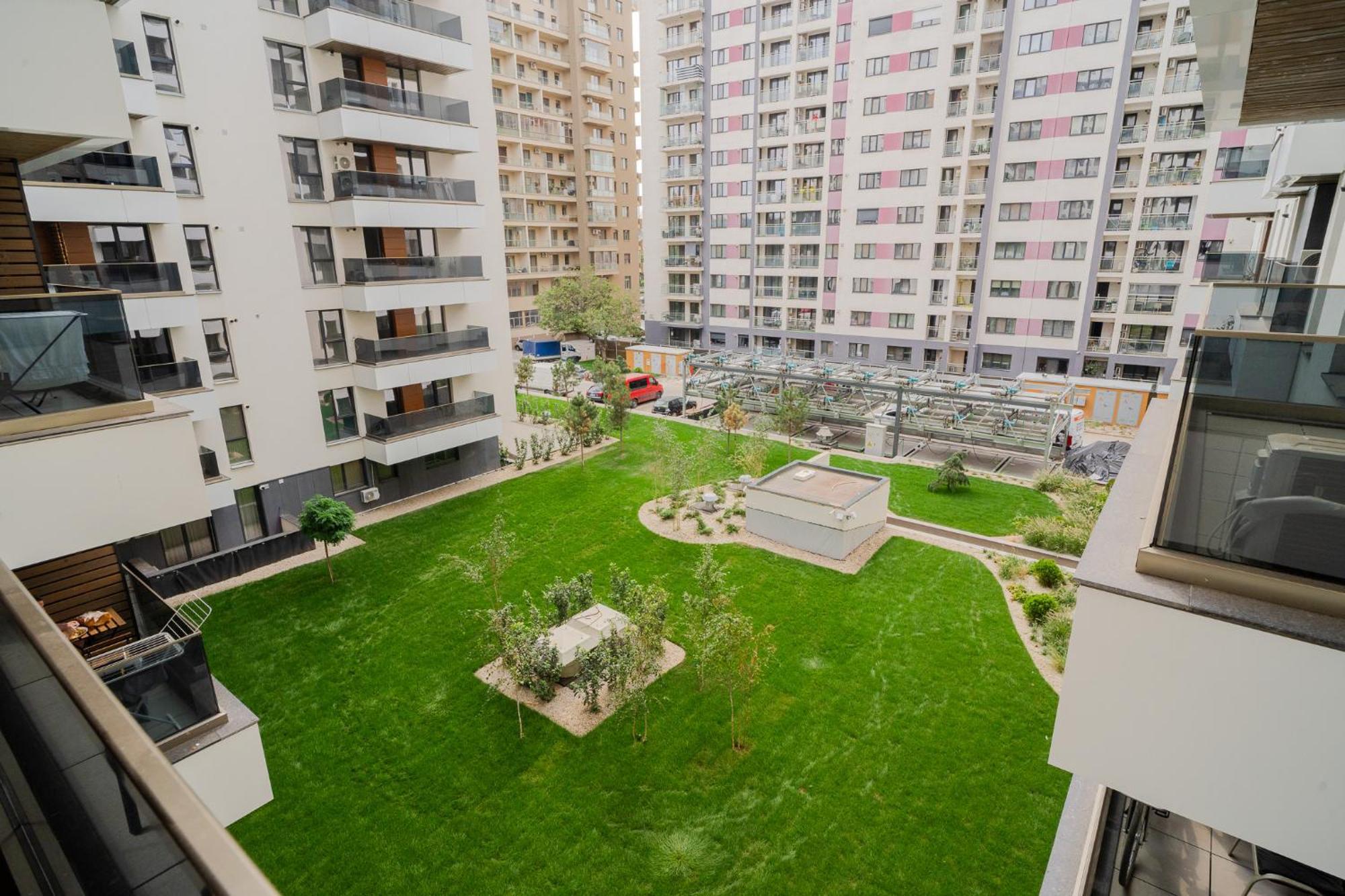 Amazing View Apartments - Iuliu Maniu & Politehnica Park Bucarest Exterior foto