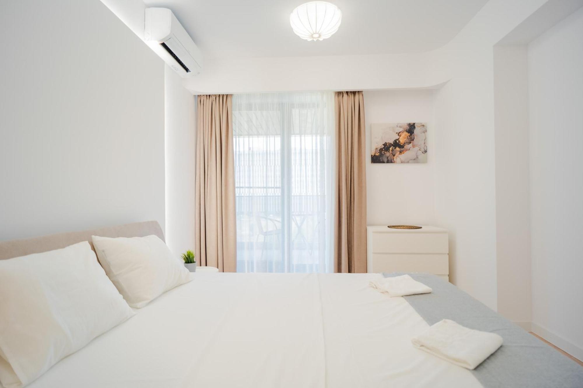 Amazing View Apartments - Iuliu Maniu & Politehnica Park Bucarest Exterior foto