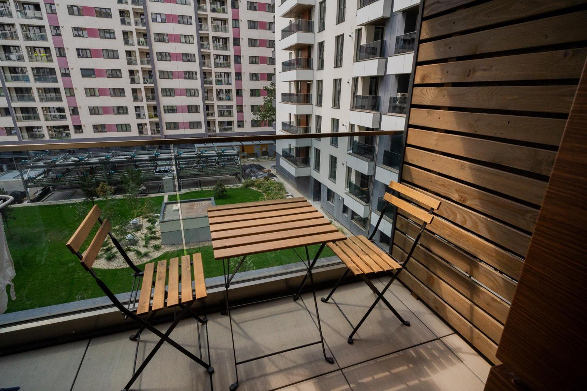 Amazing View Apartments - Iuliu Maniu & Politehnica Park Bucarest Exterior foto